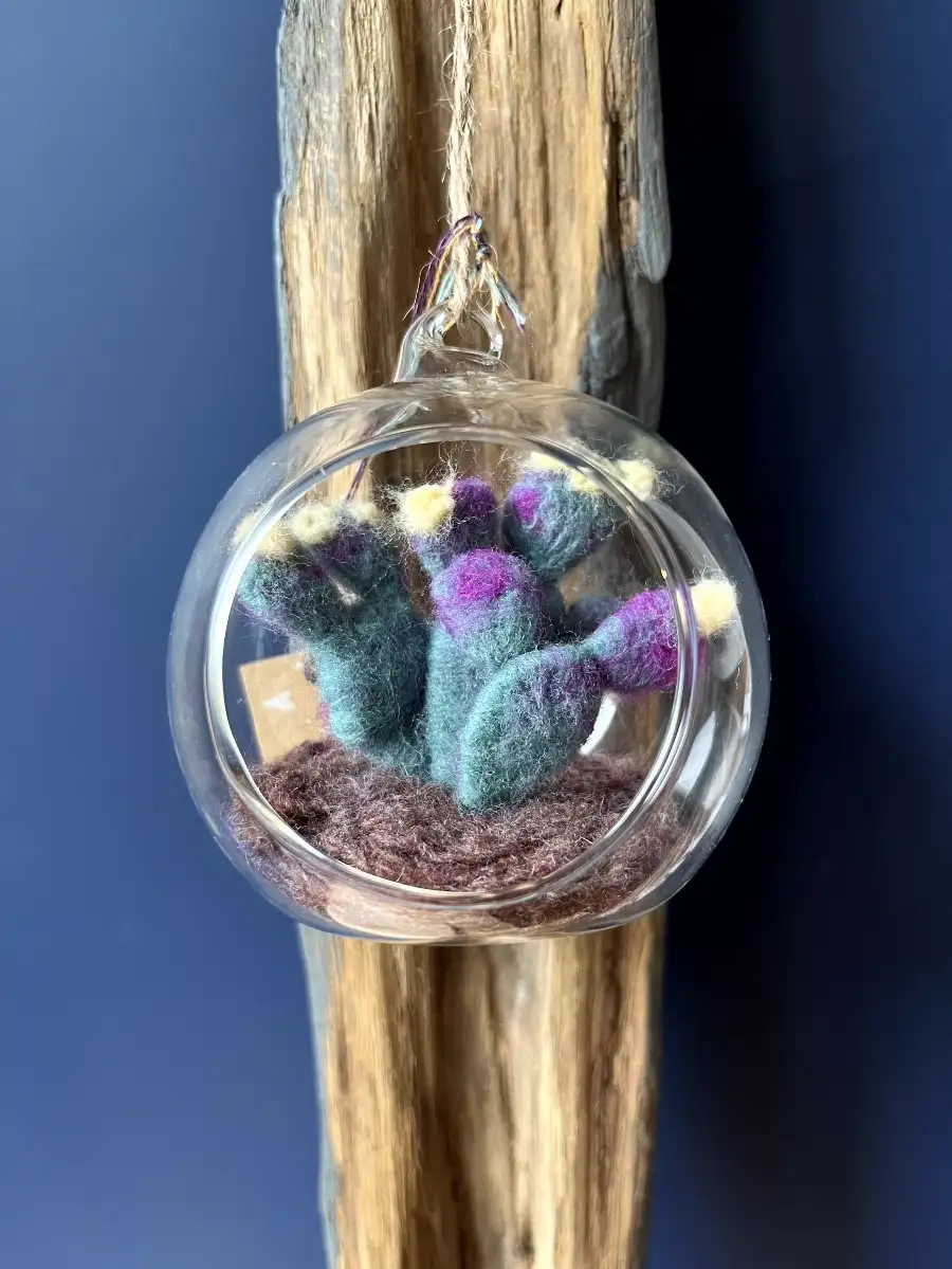 Suspension bulle - cactus à fleurs