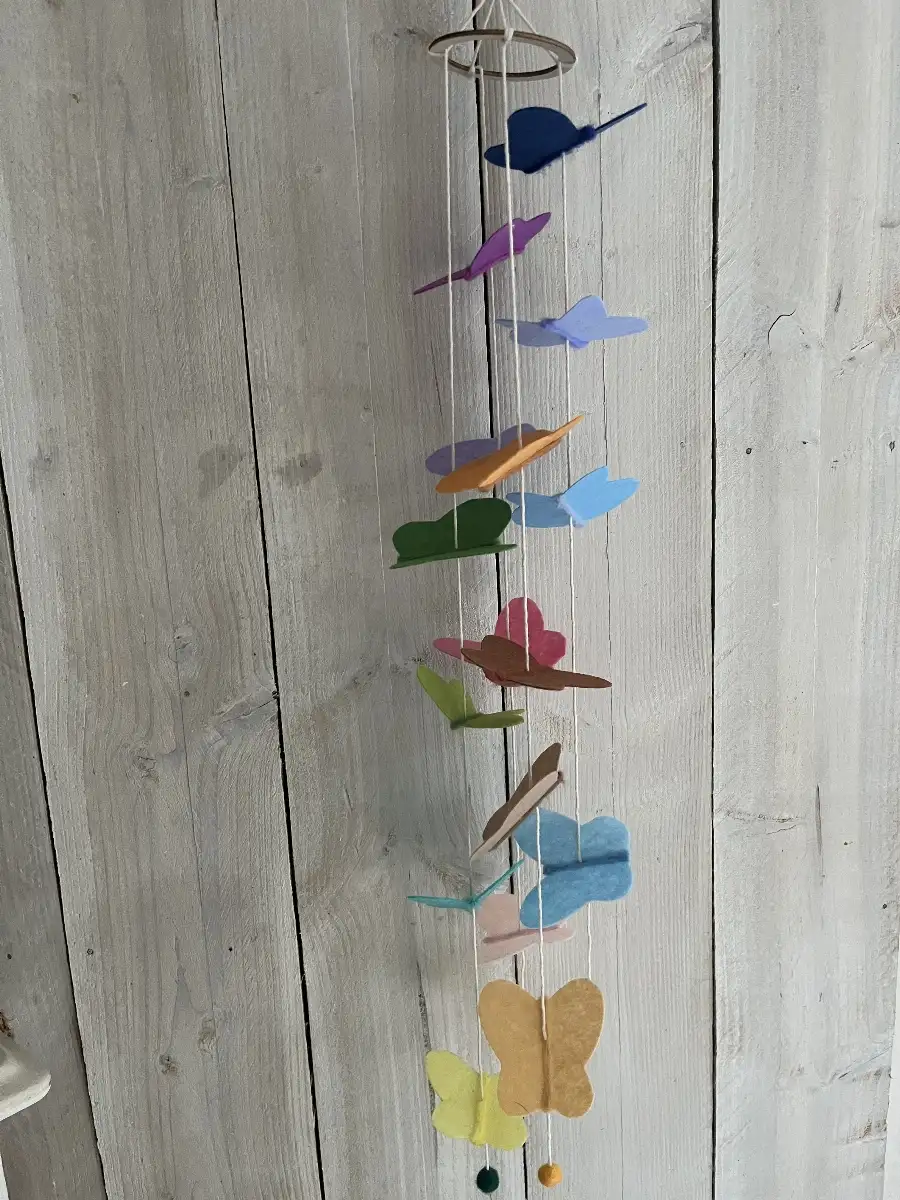 mobile papillons