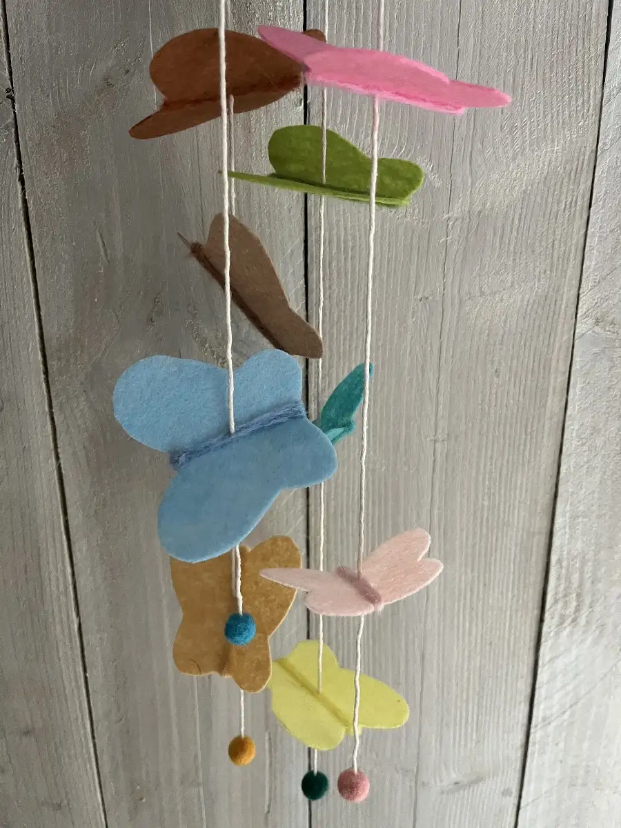 mobile papillons