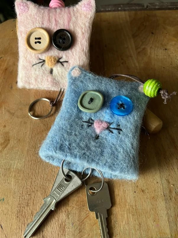 Porte-clés pochette chat